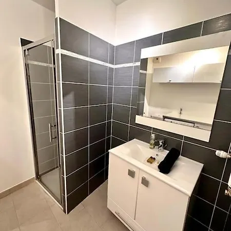 Michelet - T2 Avec Balcon Et Cuisine Equipee Apartment Nice Exterior photo