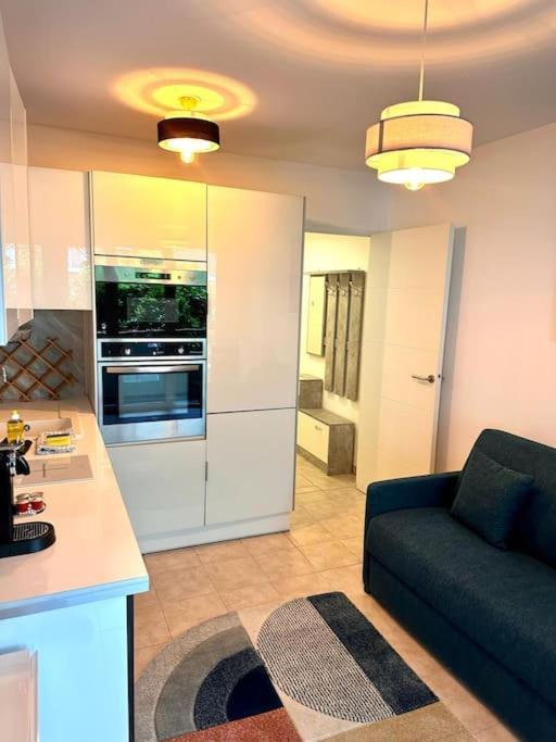 Michelet - T2 Avec Balcon Et Cuisine Equipee Apartment Nice